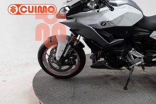 BMW F 900 XR