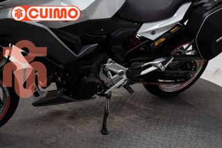 BMW F 900 XR