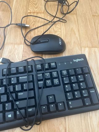 Teclado y Ratón Logitech Inalámbricos + acer raton
