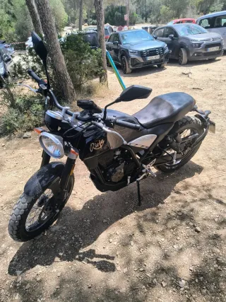 Rieju Century 125 - Año 2023