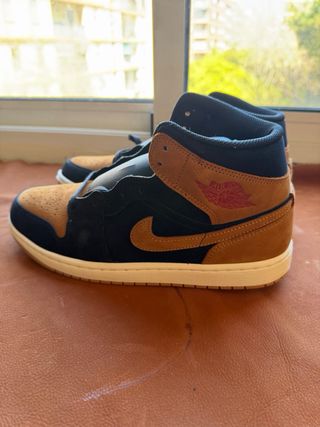 Nike Air Jordan 1 Mid SE Nero Marrone