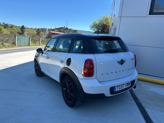 MINI Countryman D Pepper