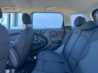 MINI Countryman D Pepper