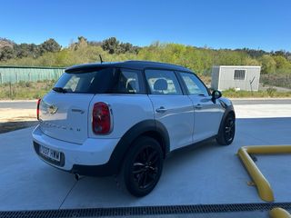 MINI Countryman D Pepper