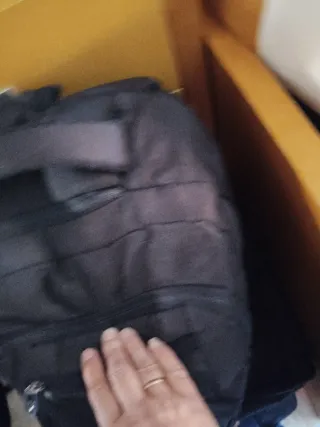 Mochila negra para instituto
