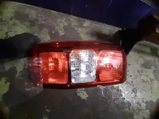 Piloto Trasero Ford Ranger 2023-2025 Nuevo izquier