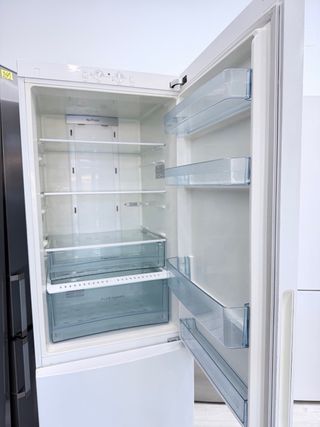 FRIGORÍFICO COMBI HAIER 188 CM NO FROST A+