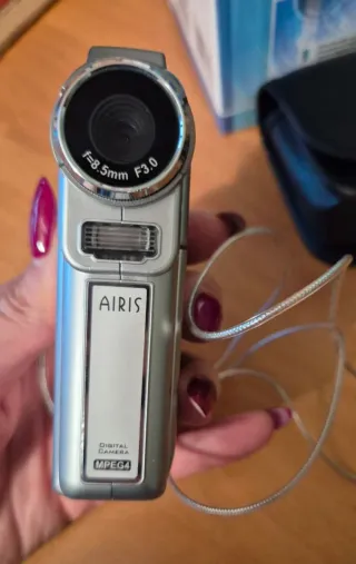 Videocamera Digitale Airis N729