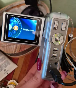 Videocamera Digitale Airis N729