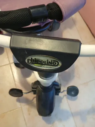 Triciclo infantil con capota y barra