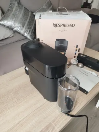 Nespresso Vertuo Pop DeLonghi + 4 Cápsulas origin