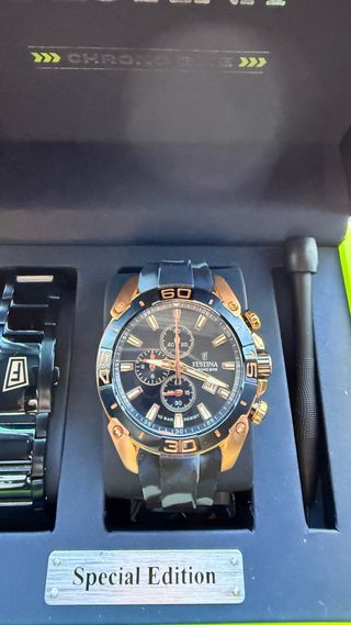 Reloj Festina Chrono Bike Negro y Dorado