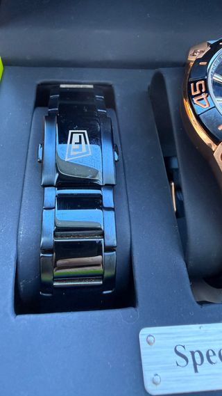 Reloj Festina Chrono Bike Negro y Dorado