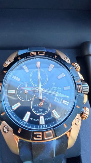 Reloj Festina Chrono Bike Negro y Dorado