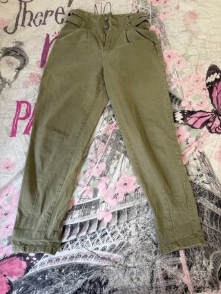 Pantalones verdes de talle alto