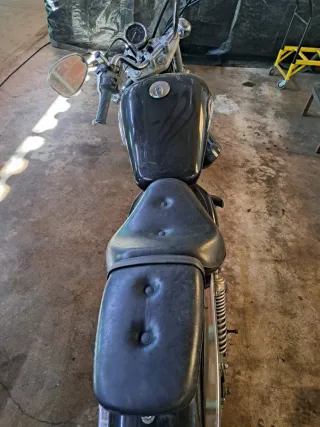 Suzuki Marauder 250 Negra