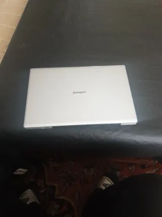 Portátil Jumper Intel Celeron N3450 6GB RAM