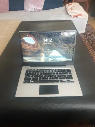 Portátil Jumper Intel Celeron N3450 6GB RAM