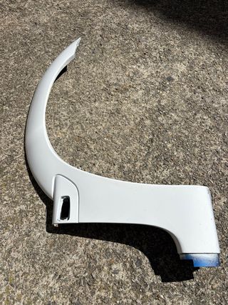 Aletín Citroen Saxo VTS Blanco