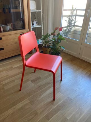 Silla naranja de plástico TEODORES Ikea