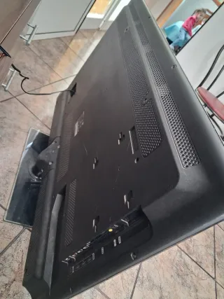 Hannspree TV no se escuchar la voz