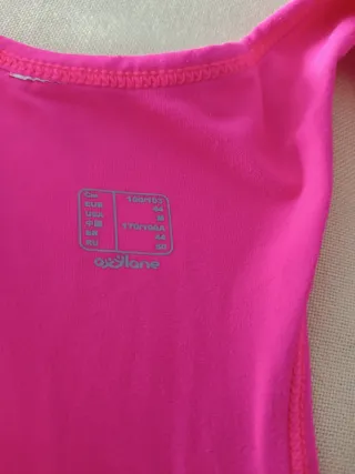 Camiseta deportiva fucsia decathlon