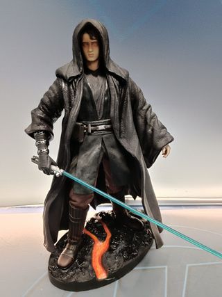 FIGURA STAR WARS anakin 2005 33 cm.
