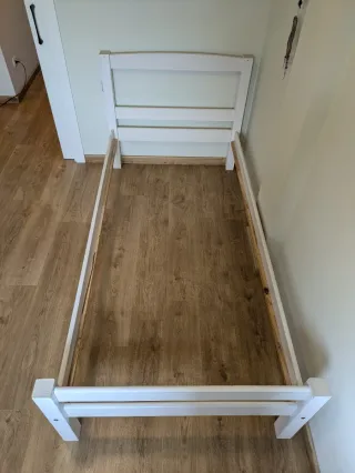 Estructura de cama y somier