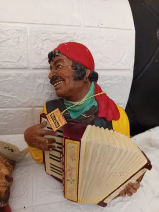 Set di sculture da parete