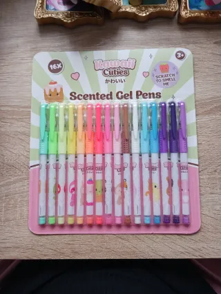 16 Bolígrafos Gel Kawaii Scented Cuties de olores