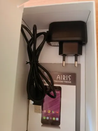 Teléfono AIRIS TM55S Negro
