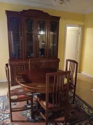 Mueble librería clásico madera y cristal