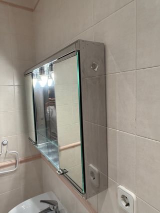 Armario espejo baño almacenaje