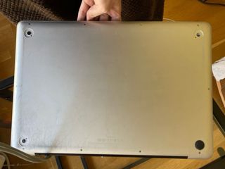 MacBook Pro 2008 Intel. Para reparar batería.