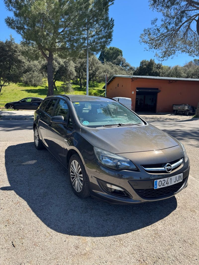 Opel Astra 2015