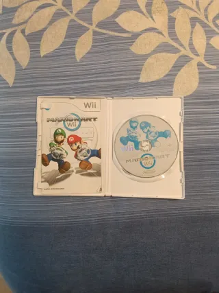 Mario Kart Wii - Nintendo (incluye el volante)
