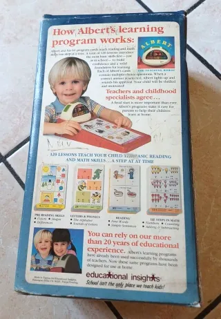 Albert Teaches your child to read & do Math gioco