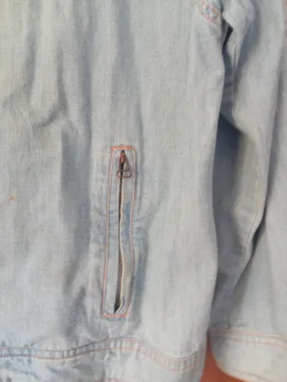 Cazadora vaquera,cremallera y bolsillos, talla 16