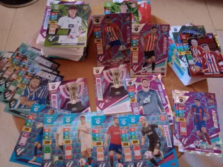 Lote 220 cartas Adrenalyn 23-24