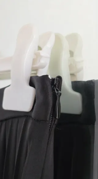 Falda plisada negra El Corte Inglés