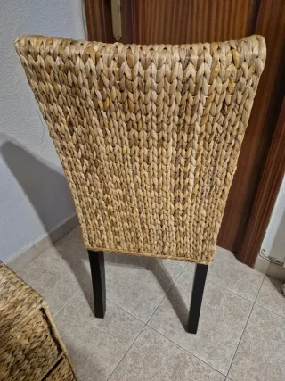 Conjunto 2 sillas y cajonera mimbre