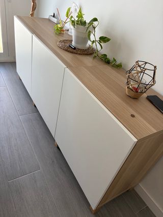 Aparador IKEA BESTÅ Blanco y Madera