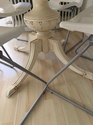 Mesa antigua redonda extensible madera