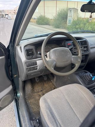 Suzuki Vitara 2000