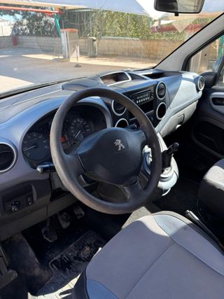 Peugeot Partner 2011