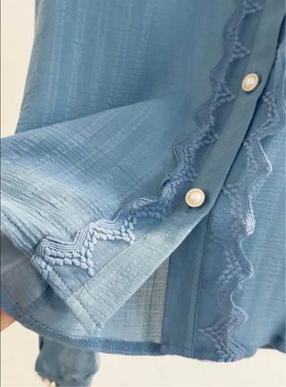 Camicetta donna blu con pizzo