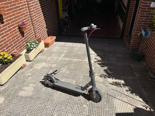 Patinete Eléctrico Xiaomi M365
