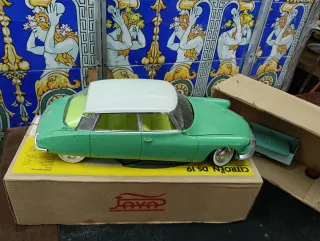 Coche teledirigido Citroën DS 19 Payá Hermanos