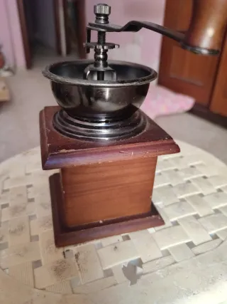 Molinillo de café de madera