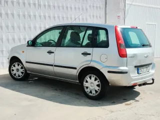 Ford Fusion 1.6i 2005